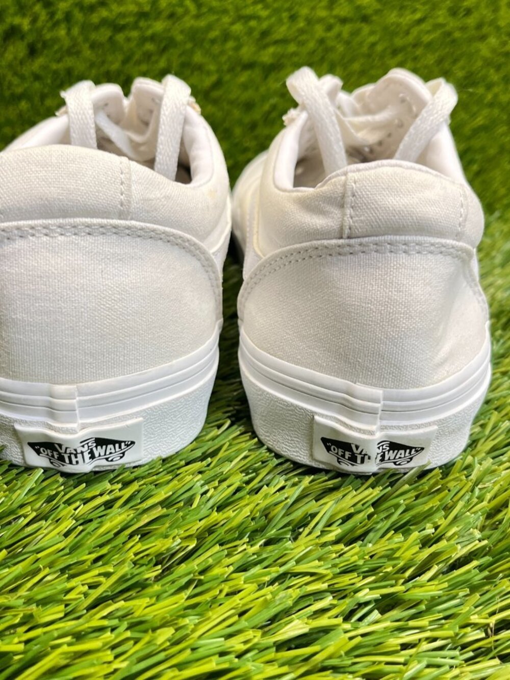 Vans Old Skool Low Womens Size 7.5 White Athletic Skateboard Shoes Sneakers - Picture 6 of 10